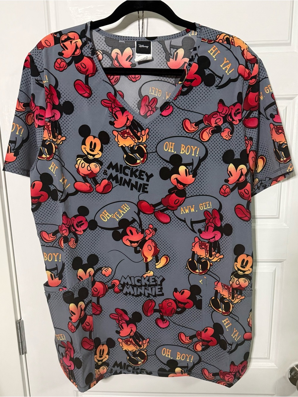 NWT Disney Mickey & Minnie Gray V-Neck scub top XL